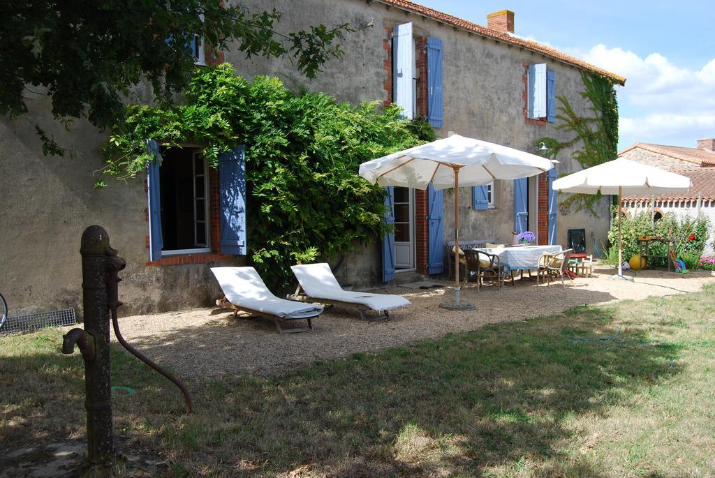 La Brionniere Villa Aizenay Room photo