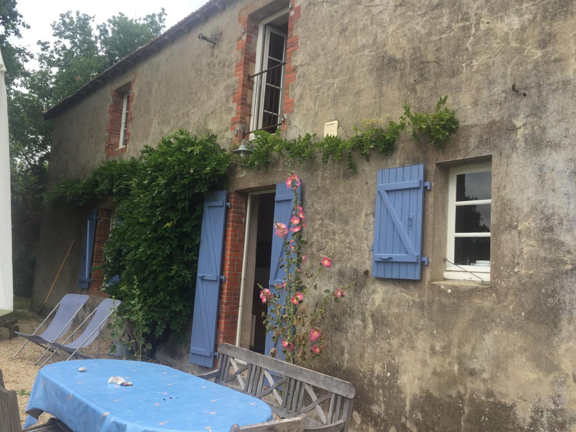 La Brionniere Villa Aizenay Exterior photo